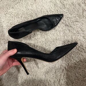 Black White House Black Market Heels/Pumps - Size 9